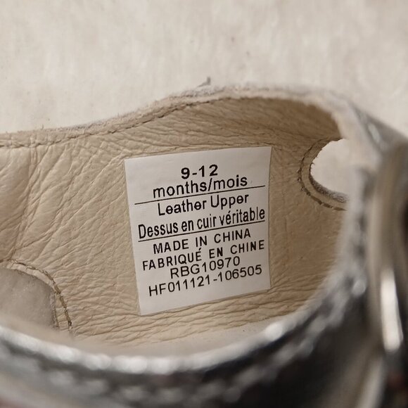 Baby Robeez Silver Metallic Leather Sandals Velcro Size 9-12 months - Picture 6 of 8